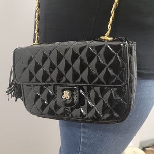 Vintage black quilted Jay Herbert purse.